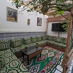Riad Amirwa